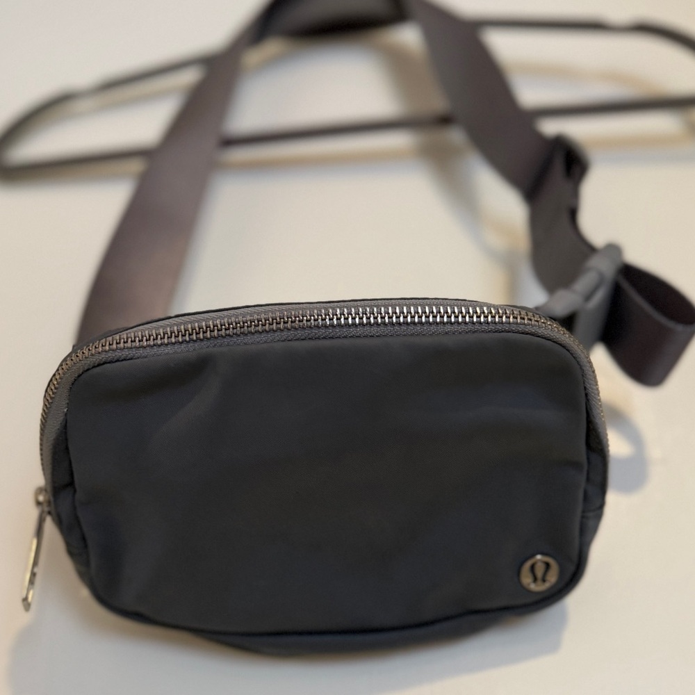 Lululemon Crossbody Belt Bag